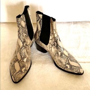 Leather western boots
